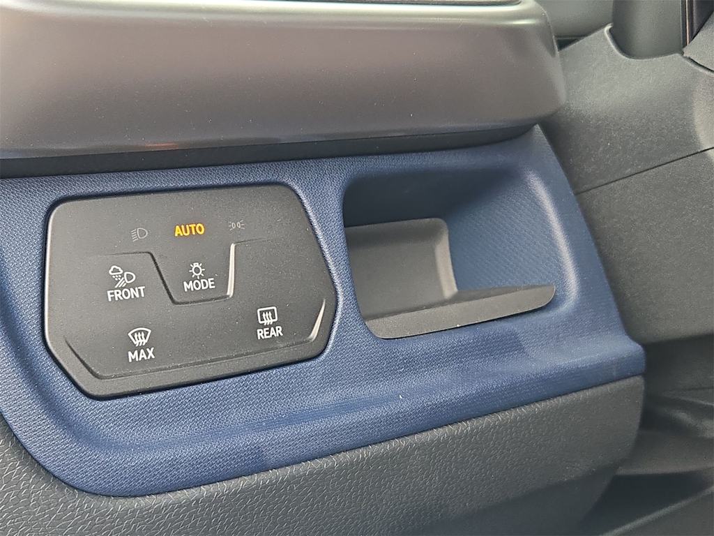 Thumbnail: 2025 Volkswagen ID.Buzz - 35