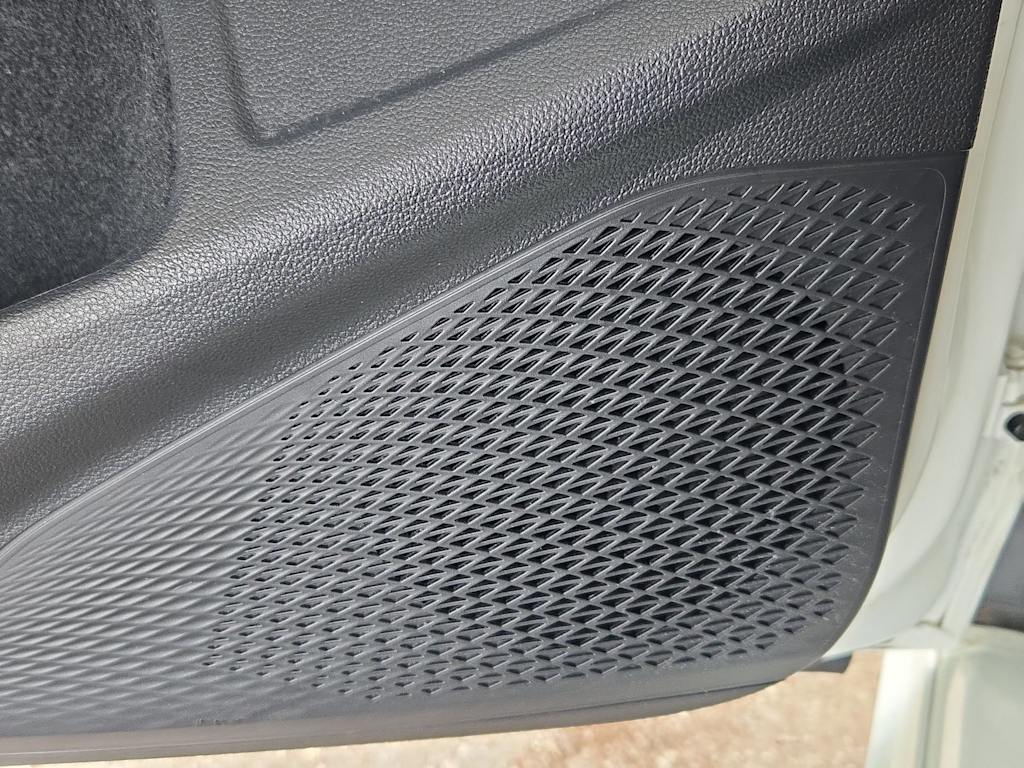 Thumbnail: 2022 Volkswagen Golf - 37