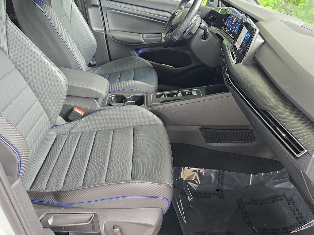 Thumbnail: 2022 Volkswagen Golf - 30