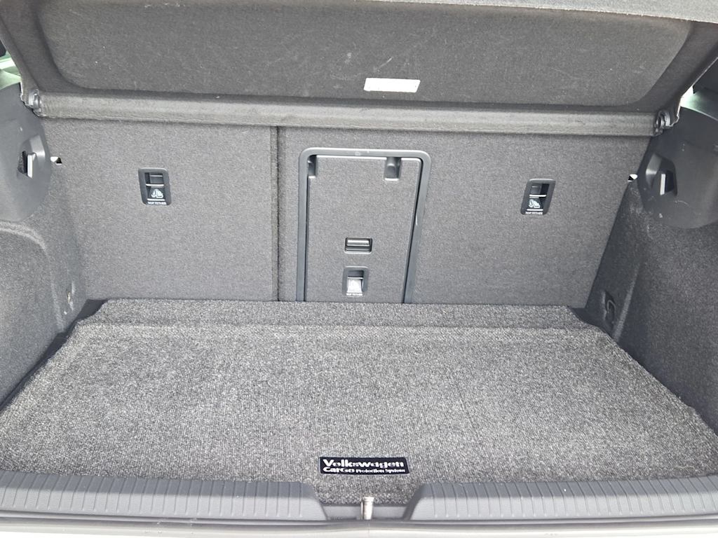 Thumbnail: 2022 Volkswagen Golf - 18