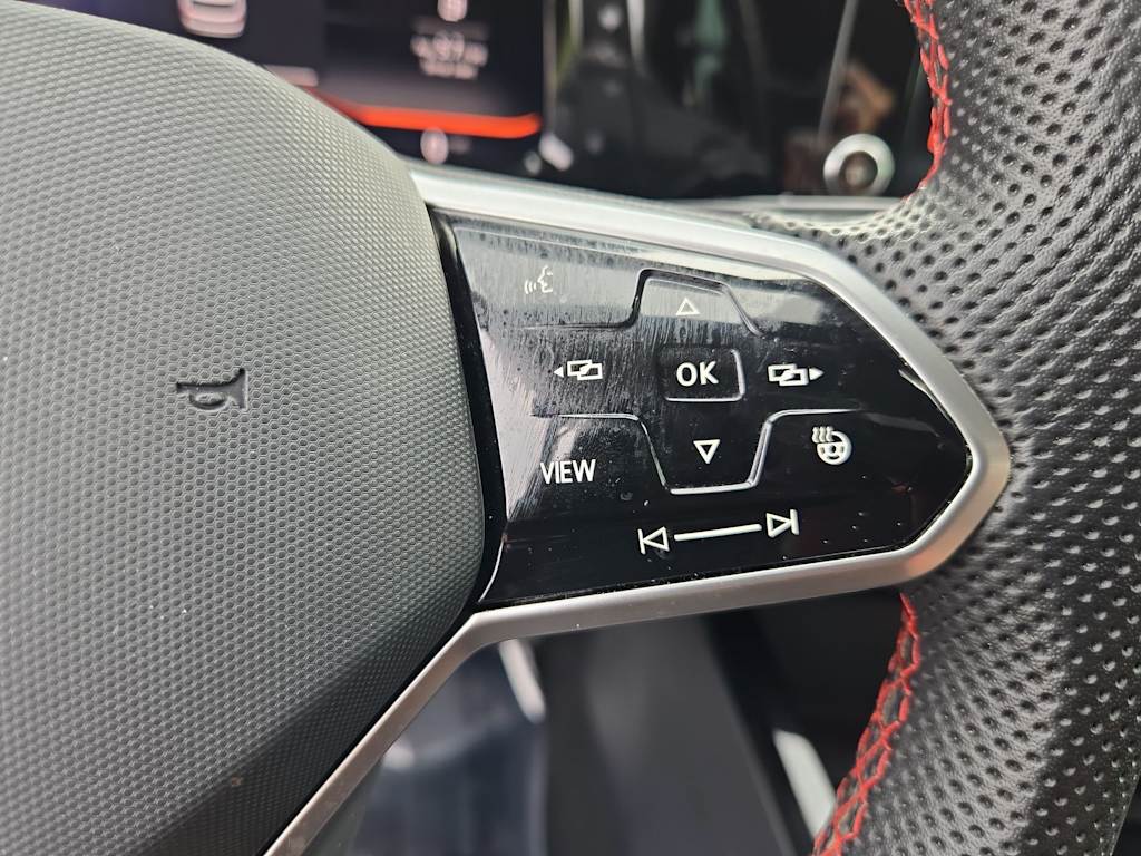 Thumbnail: 2024 Volkswagen Golf - 30