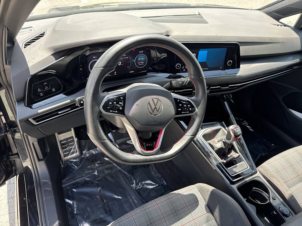 Thumbnail: 2024 Volkswagen Golf - 2