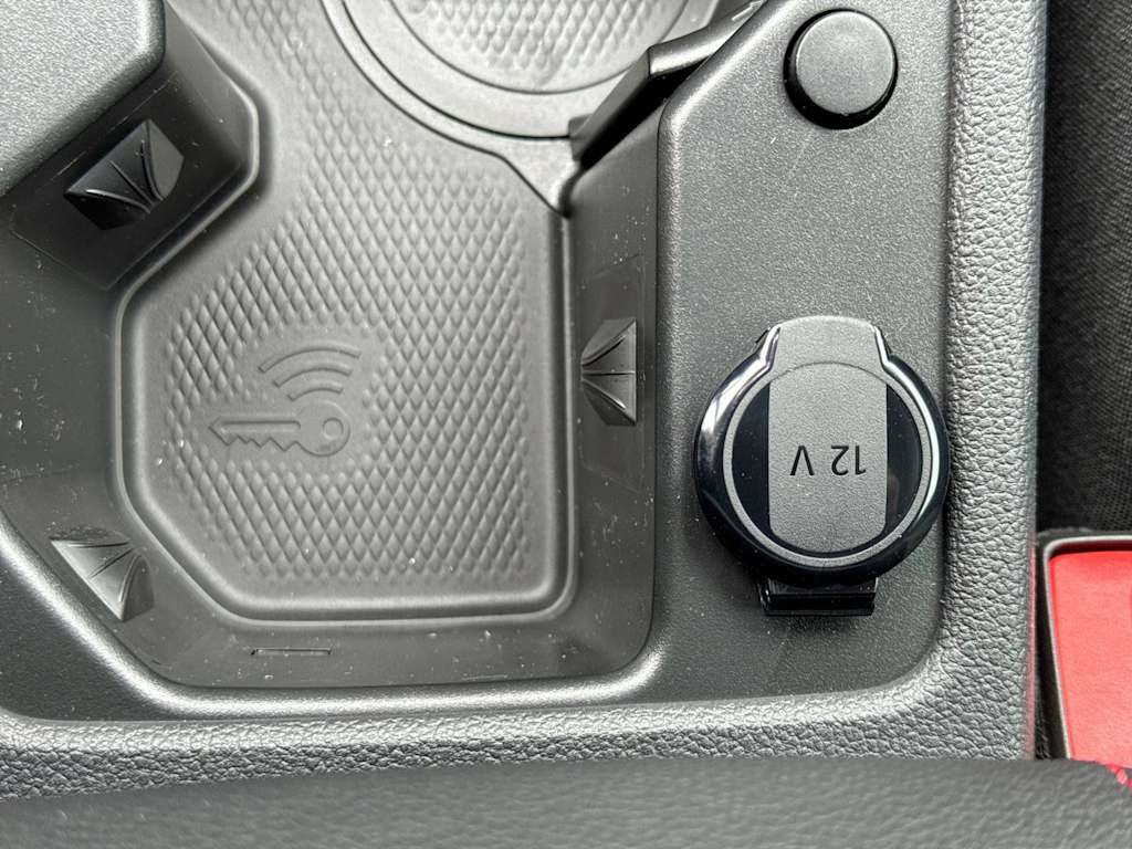 Thumbnail: 2026 Volkswagen Golf - 41