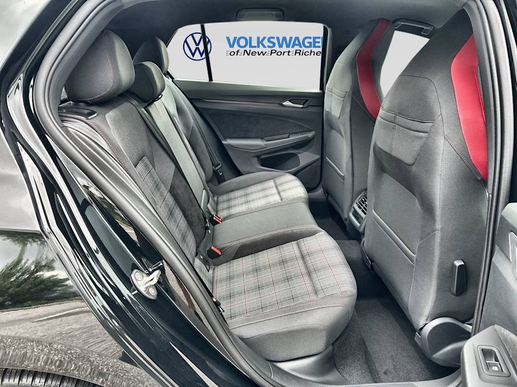 Thumbnail: 2026 Volkswagen Golf - 33