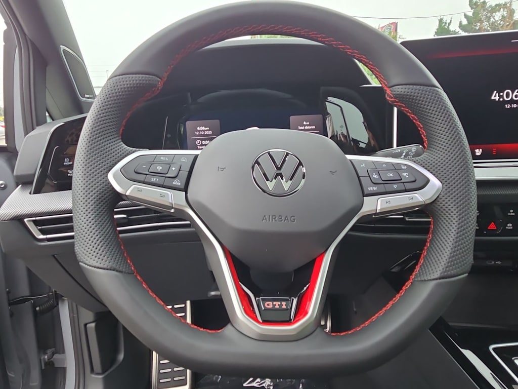 Thumbnail: 2026 Volkswagen Golf - 14