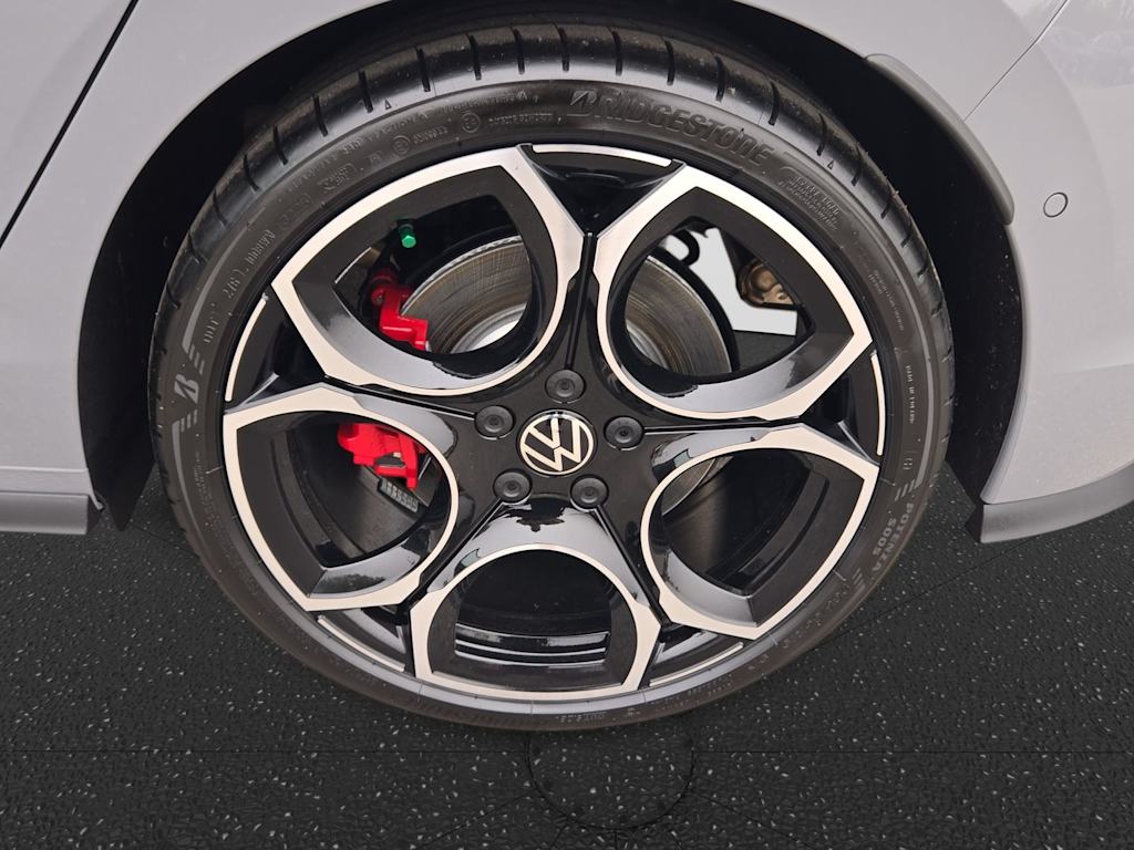 Thumbnail: 2026 Volkswagen Golf - 26