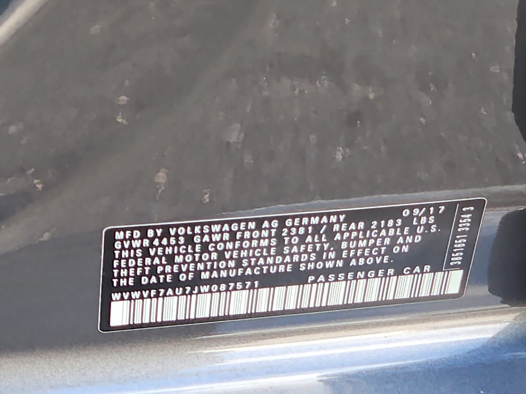 Thumbnail: 2018 Volkswagen Golf - 18