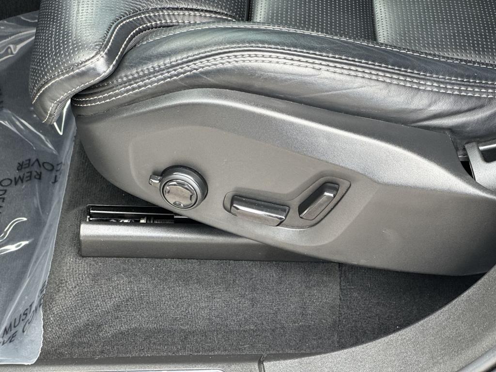 Thumbnail: 2020 Volvo XC90 - 31
