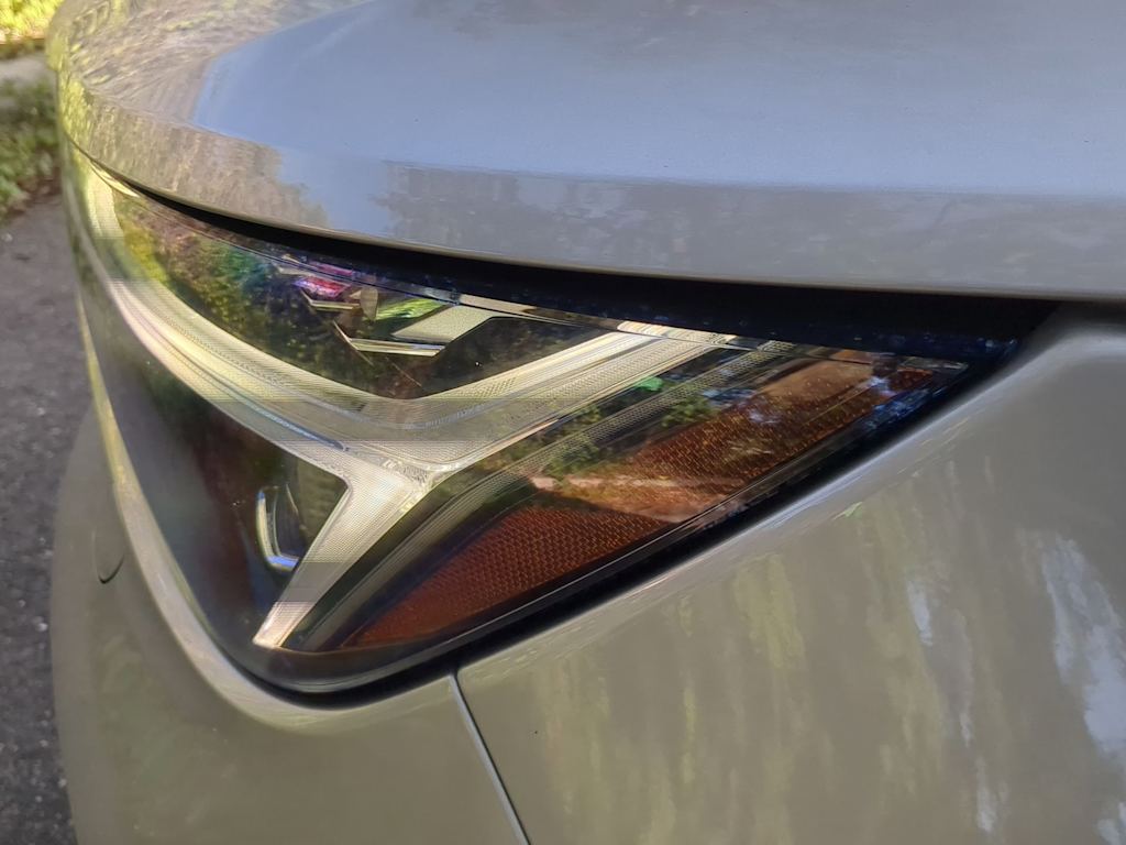 Thumbnail: 2023 Volvo C40 - 23