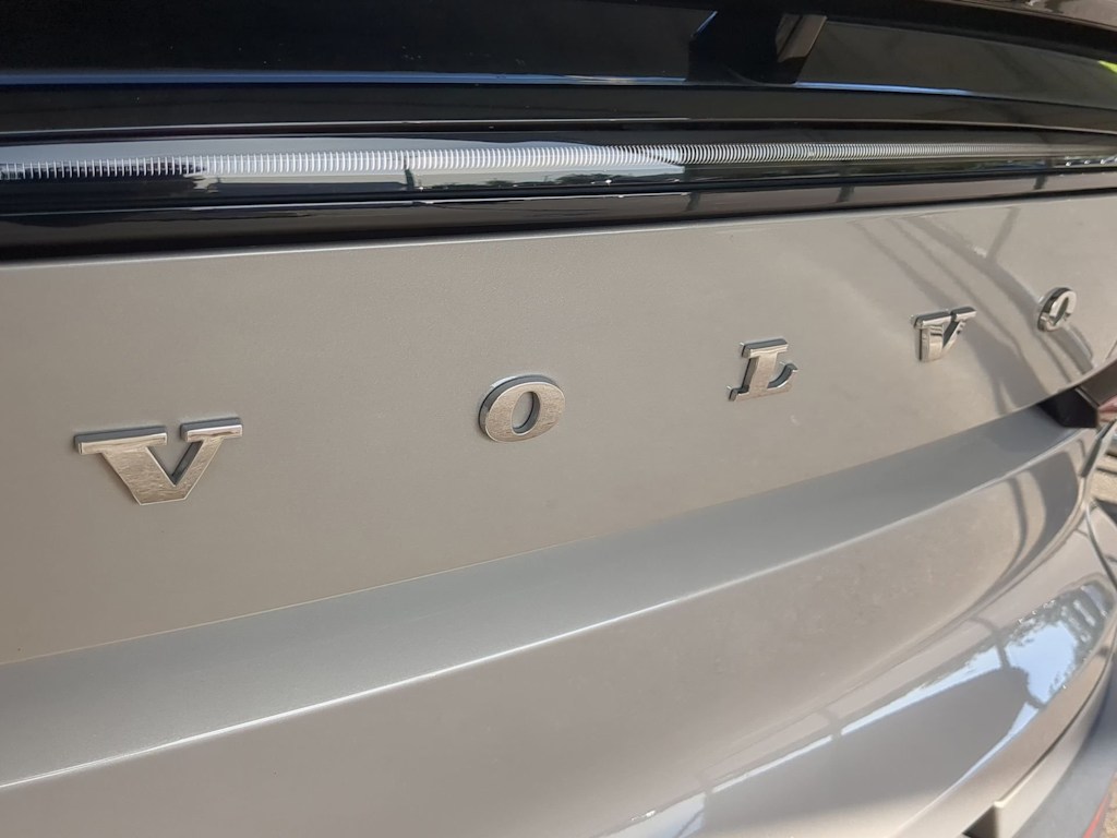 Thumbnail: 2023 Volvo C40 - 24