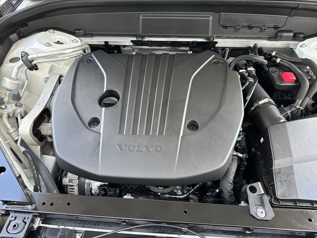 Thumbnail: 2023 Volvo XC60 - 9