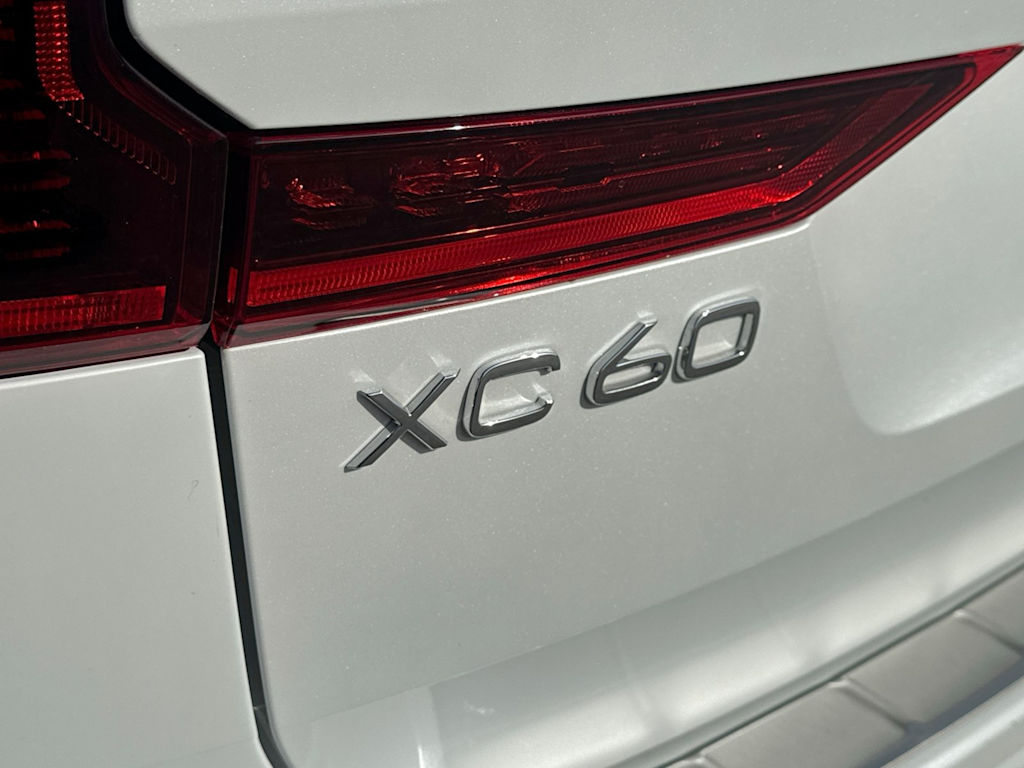 Thumbnail: 2026 Volvo XC60 - 29