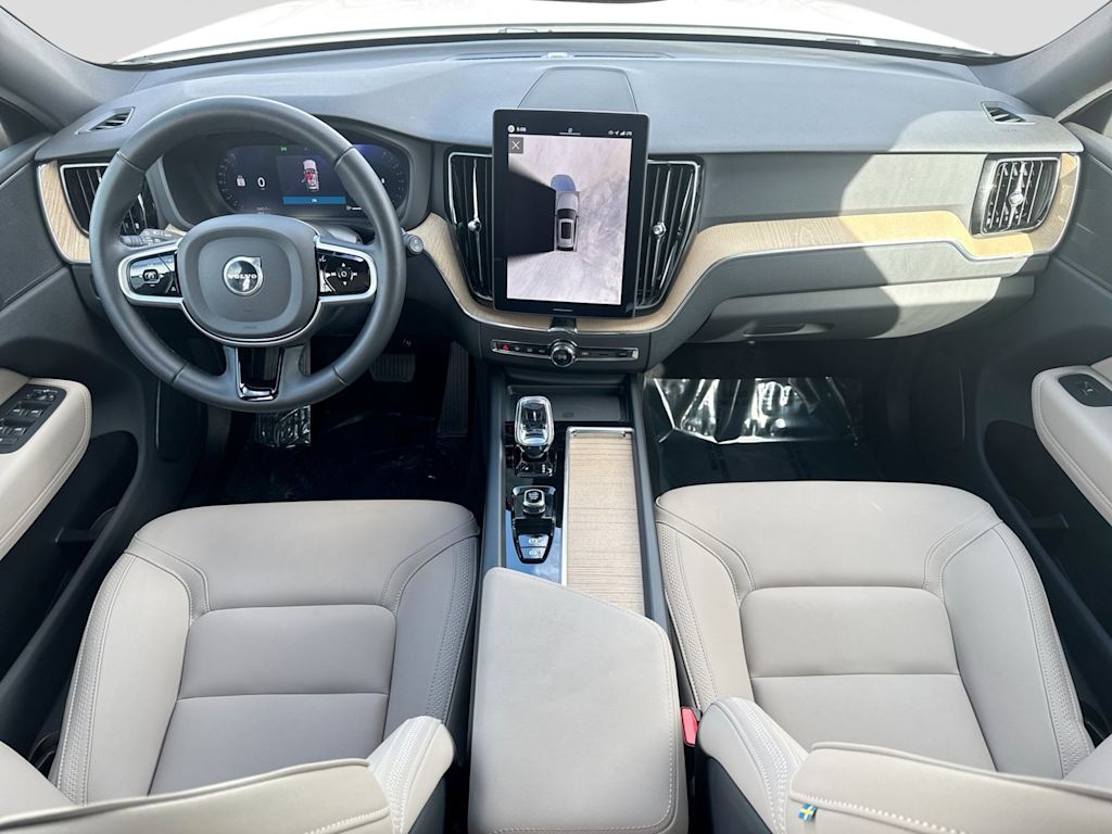 Thumbnail: 2026 Volvo XC60 - 2