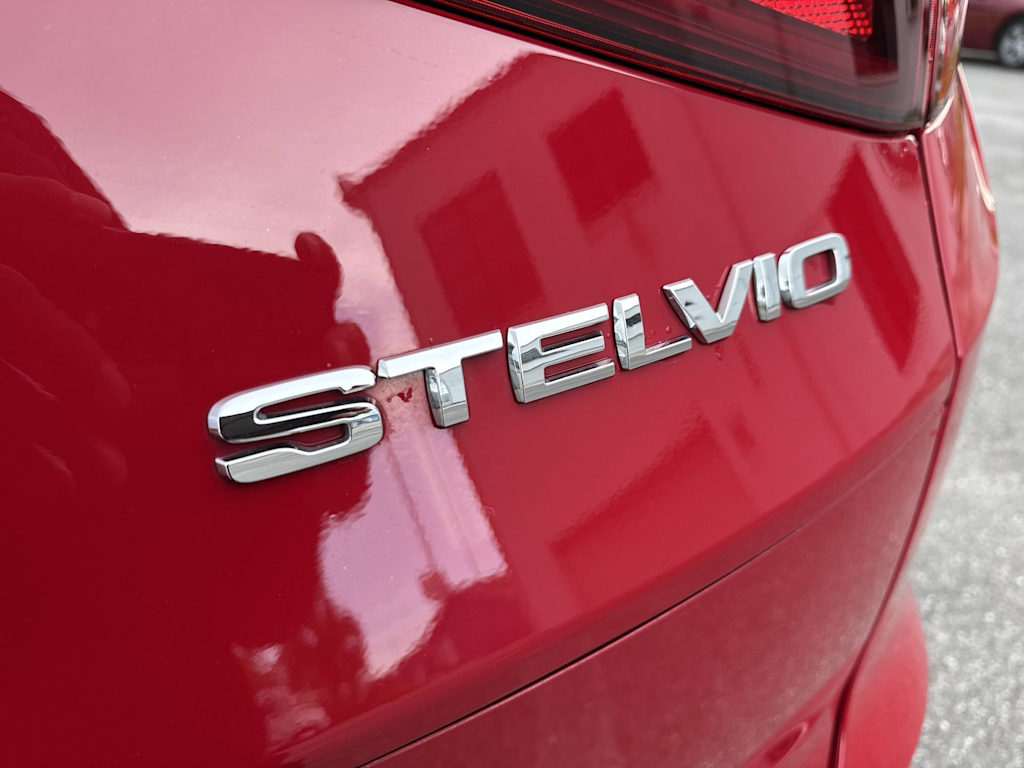 Thumbnail: 2018 Alfa Romeo Stelvio - 23