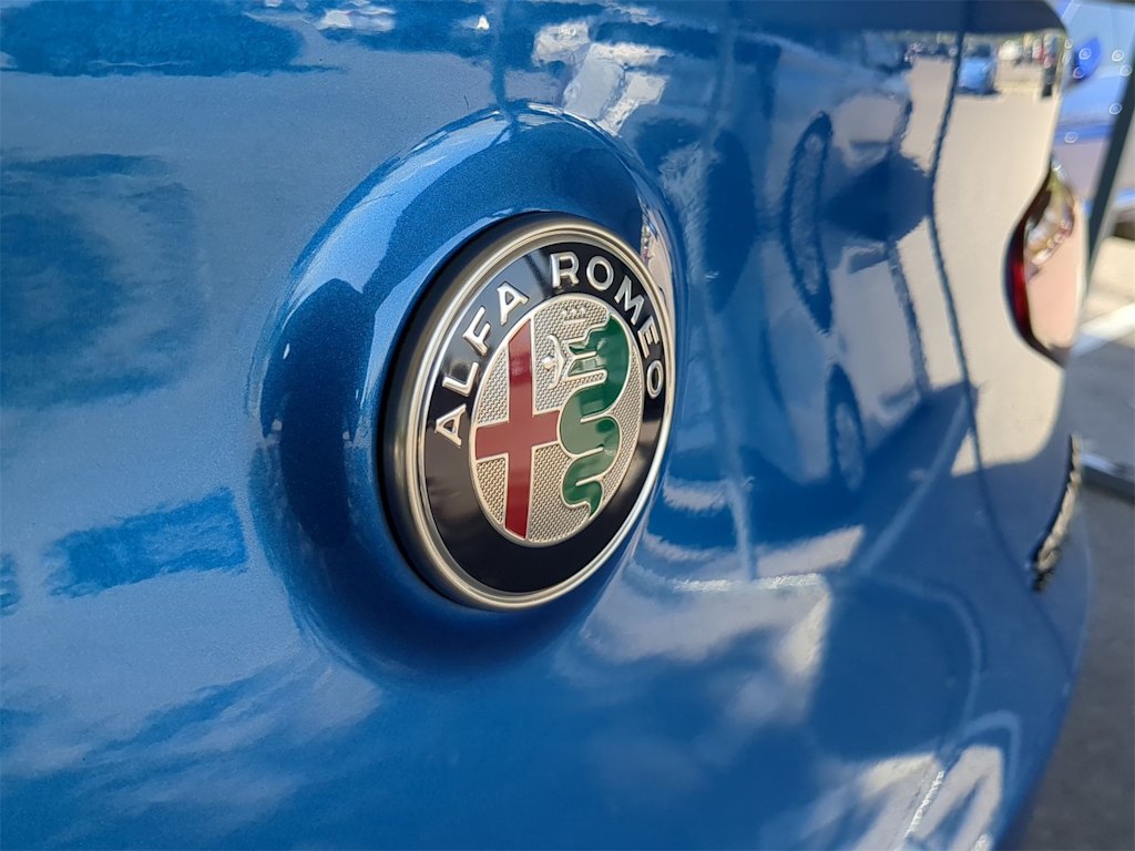 2020 Alfa Romeo Stelvio Ti Sport 7