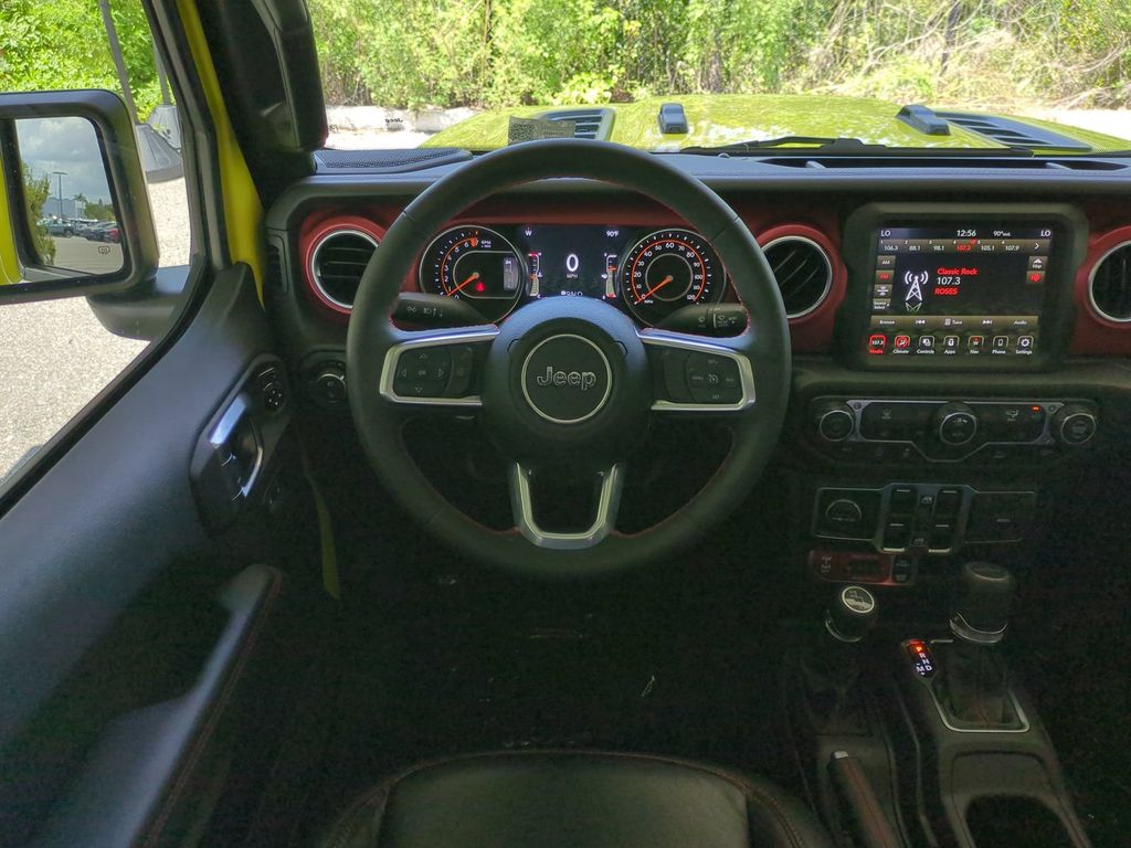 Thumbnail: 2023 Jeep Gladiator - 9
