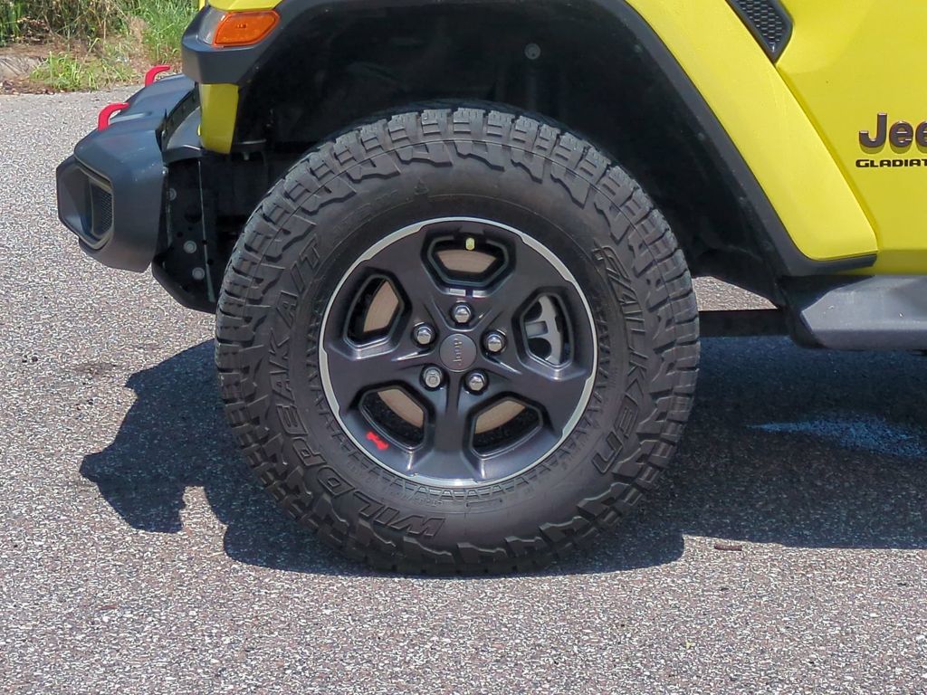Thumbnail: 2023 Jeep Gladiator - 7