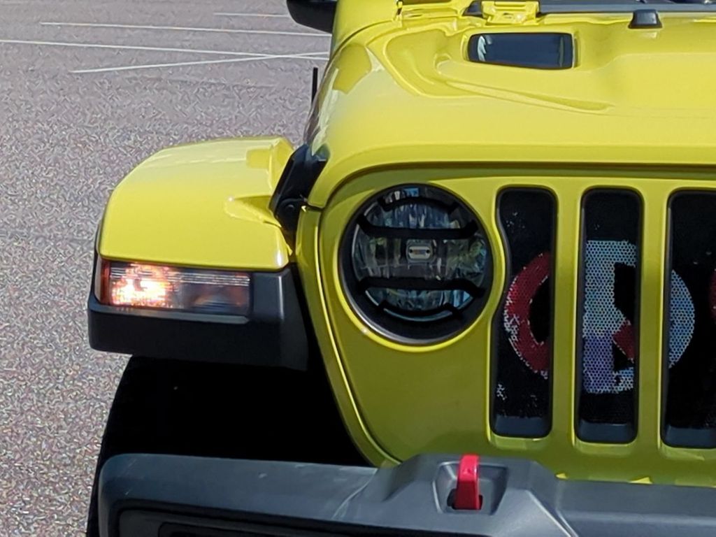 Thumbnail: 2023 Jeep Gladiator - 12