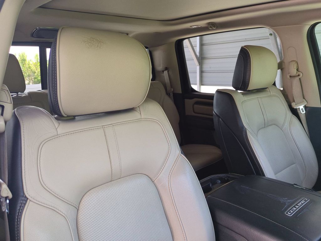 Thumbnail: 2019 RAM 1500 - 10