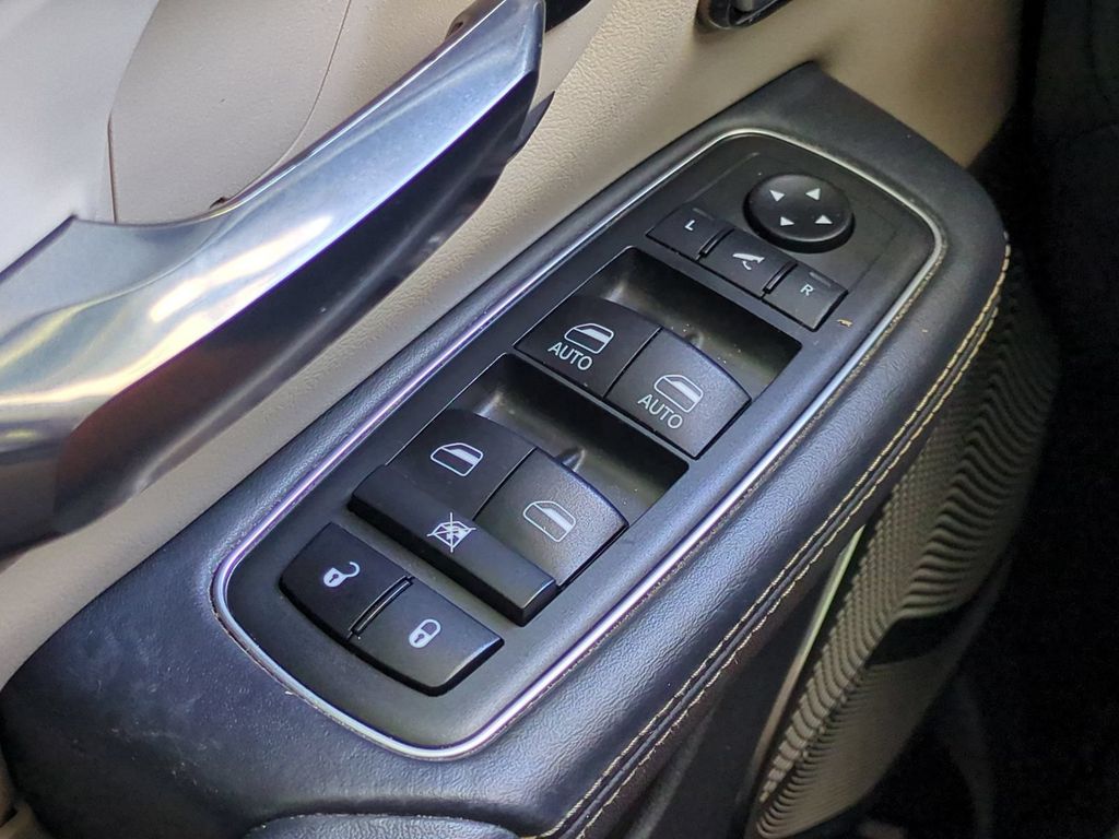 Thumbnail: 2019 RAM 1500 - 26