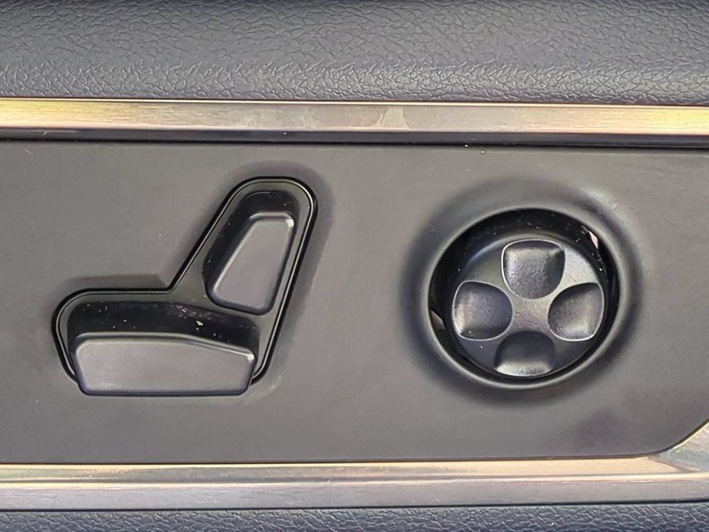 Thumbnail: 2019 RAM 1500 - 31