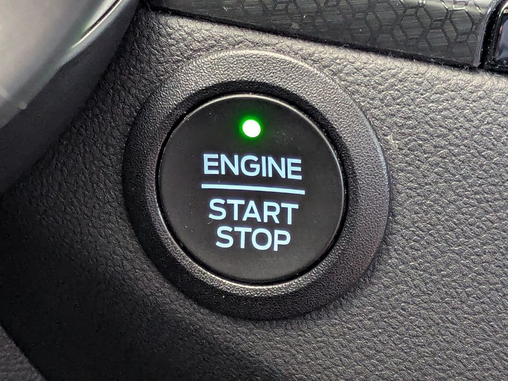 Thumbnail: 2022 Ford Escape - 44