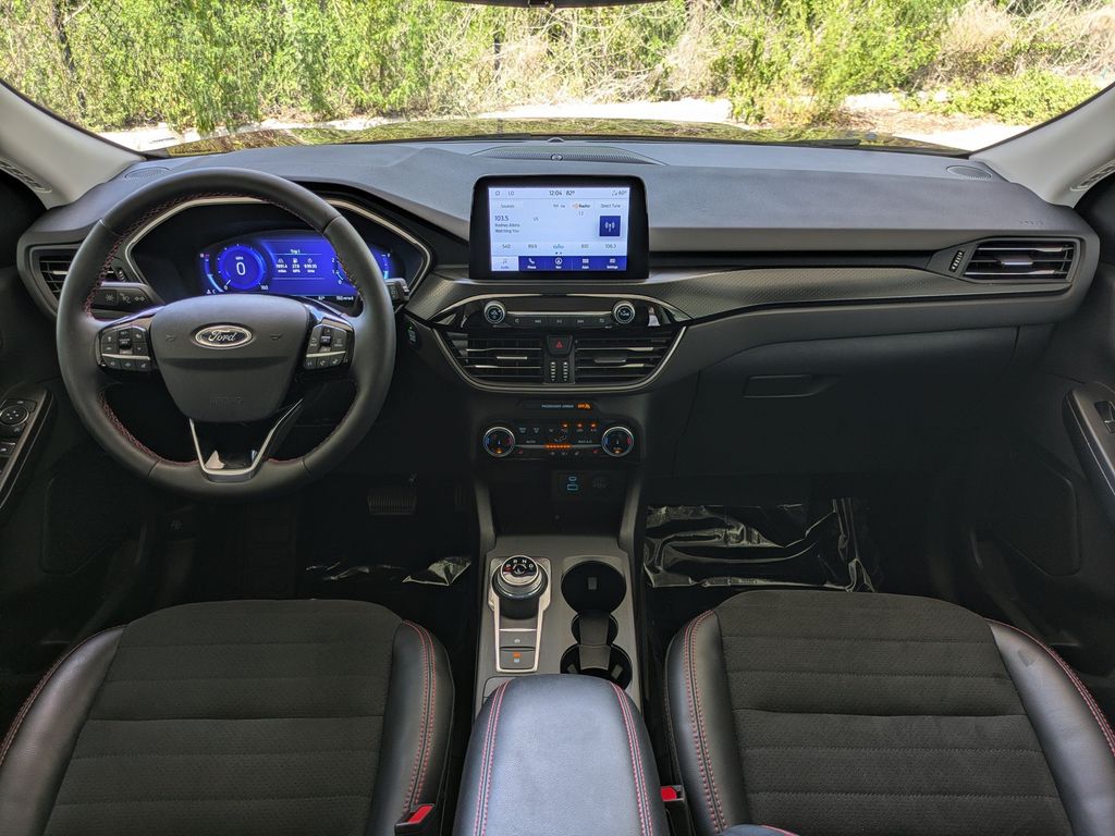 Thumbnail: 2022 Ford Escape - 2