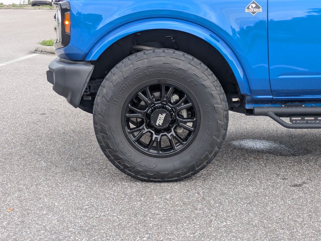Thumbnail: 2022 Ford Bronco - 8