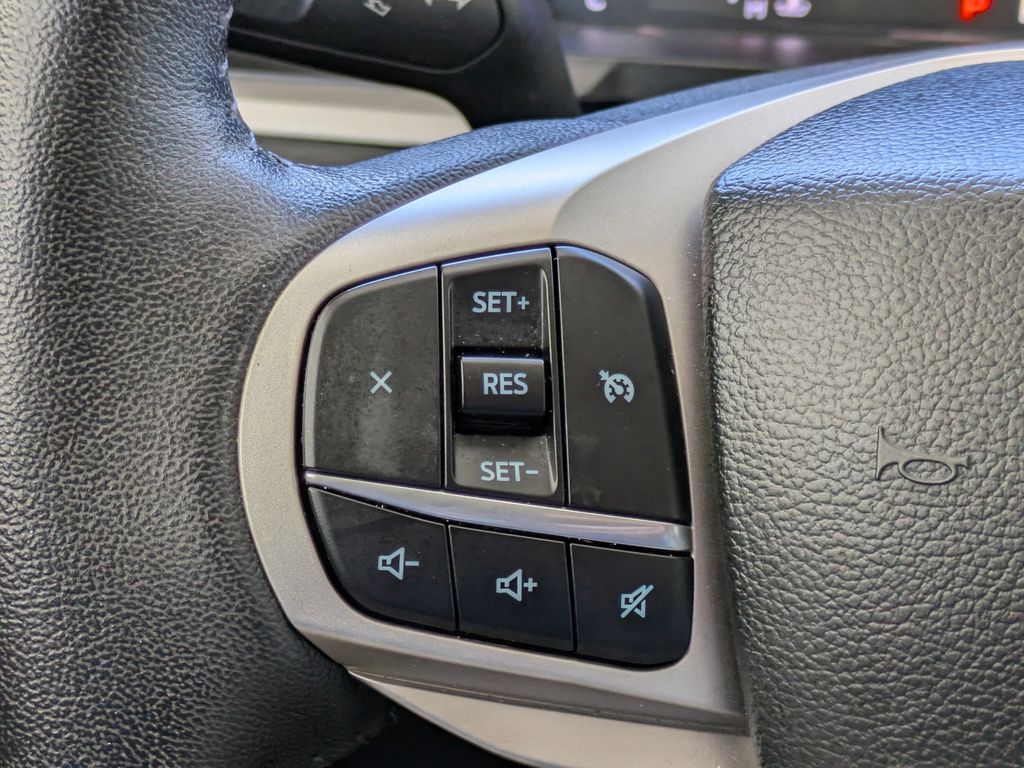 Thumbnail: 2023 Ford Explorer - 37