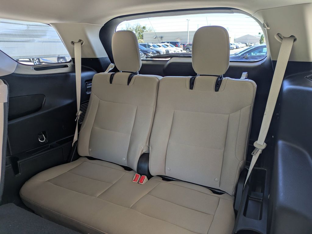 Thumbnail: 2023 Ford Explorer - 13