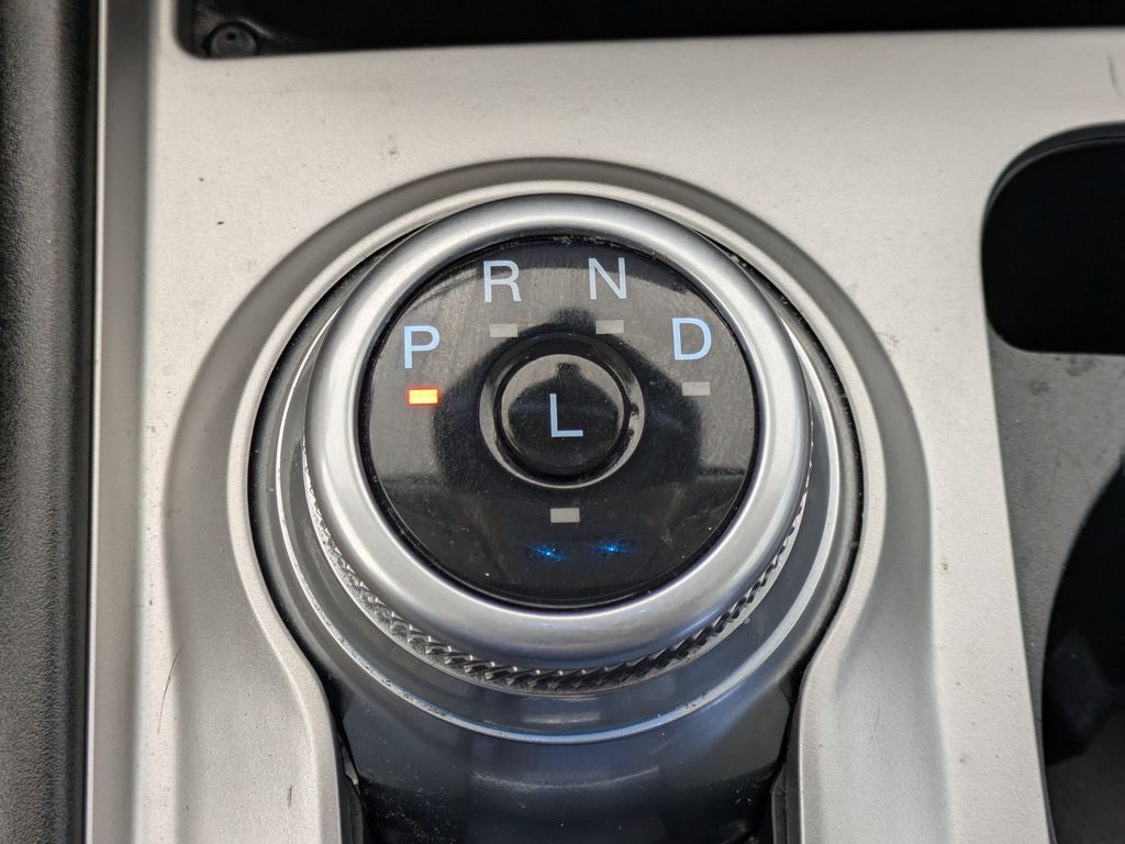 Thumbnail: 2023 Ford Explorer - 32