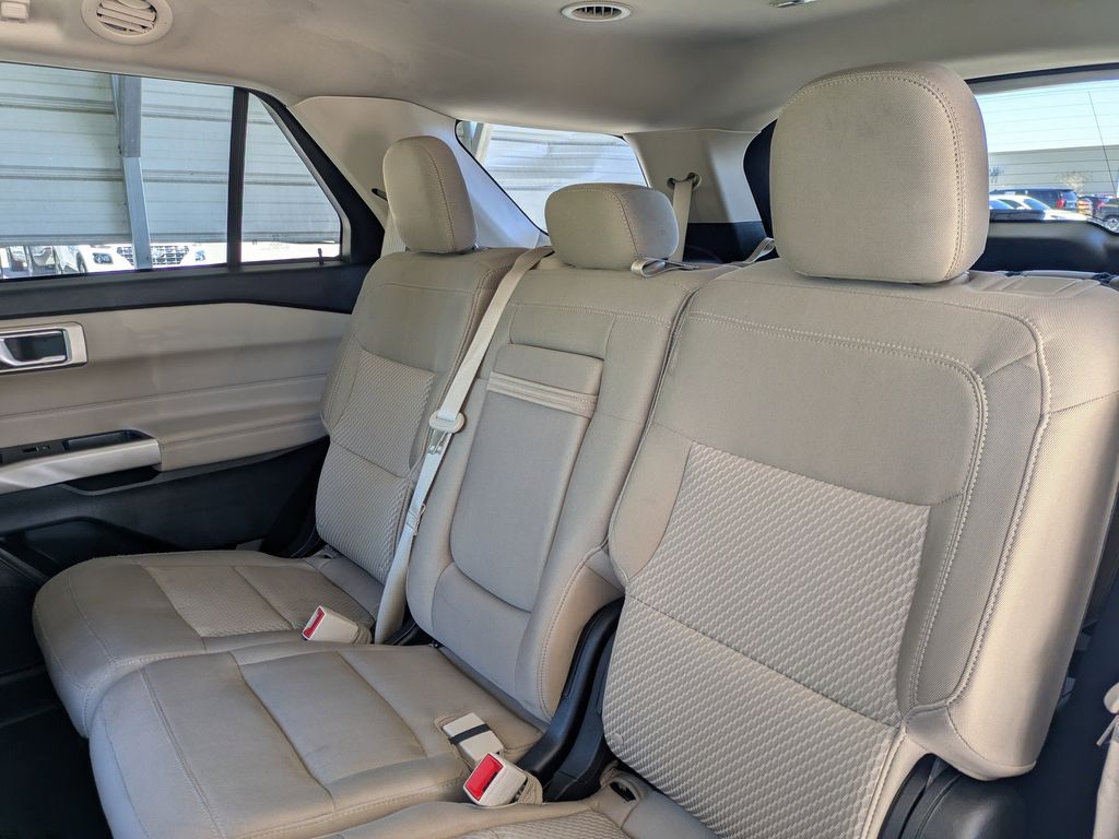 Thumbnail: 2023 Ford Explorer - 25