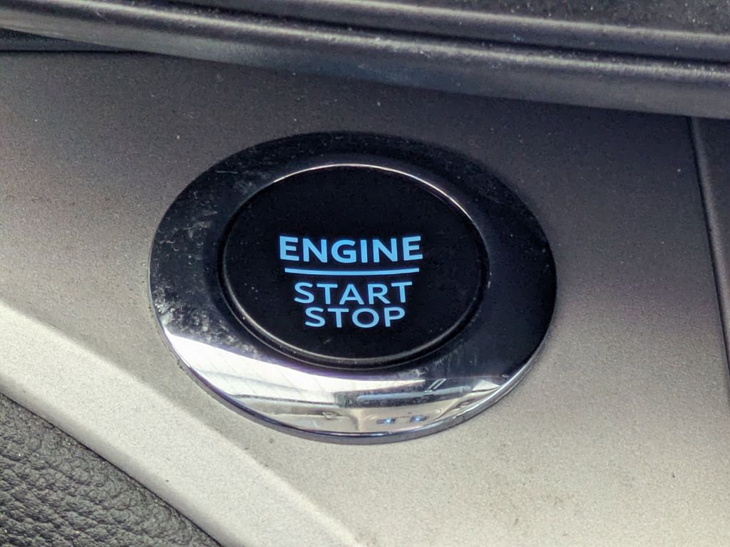 Thumbnail: 2023 Ford Explorer - 41