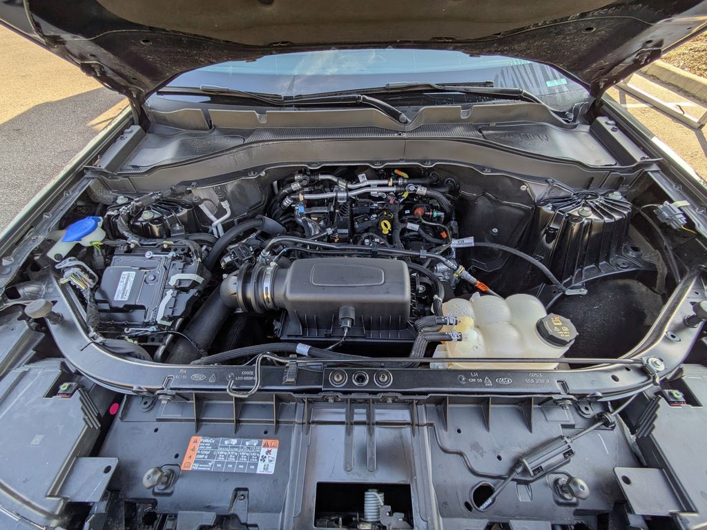 Thumbnail: 2023 Ford Explorer - 9