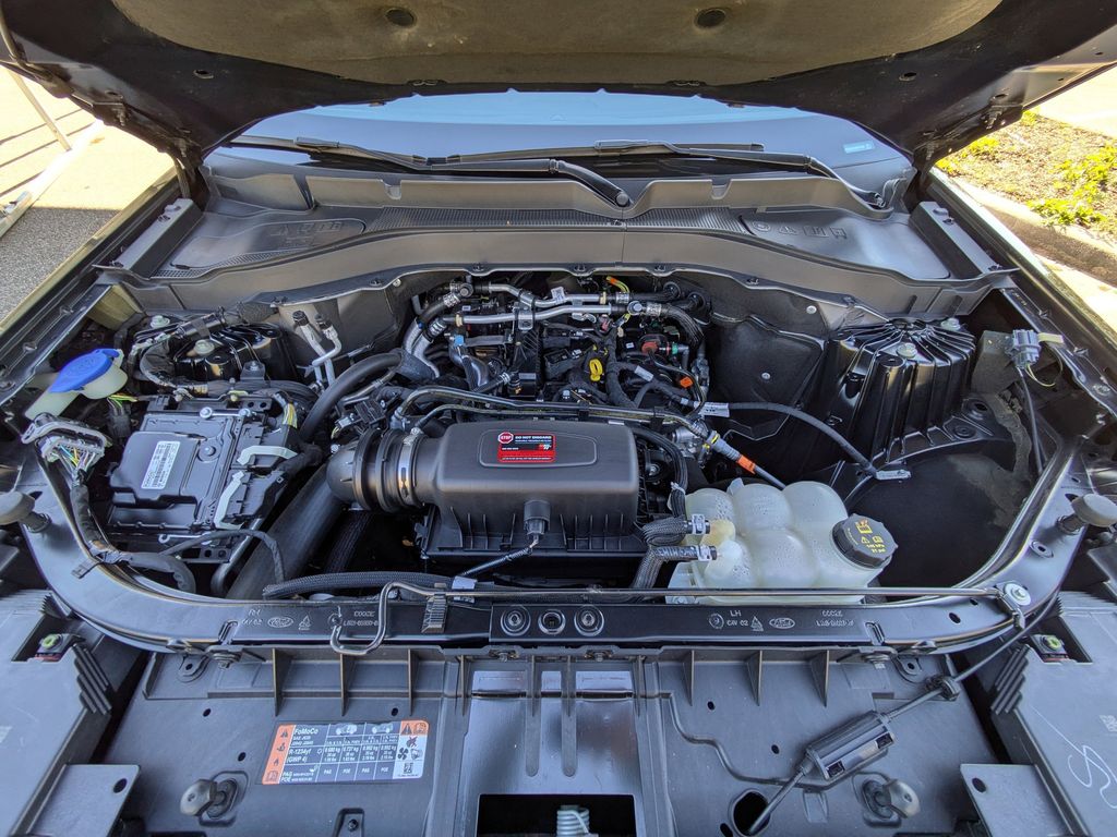 Thumbnail: 2022 Ford Explorer - 9