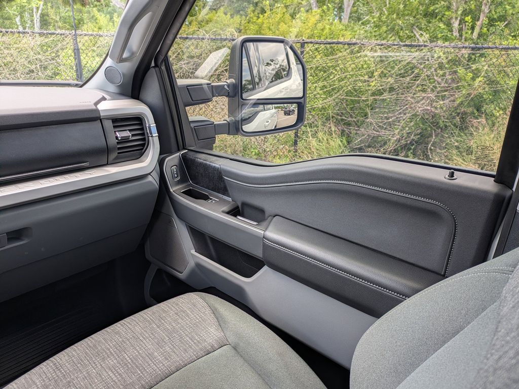 Thumbnail: 2023 Ford F-250 - 26