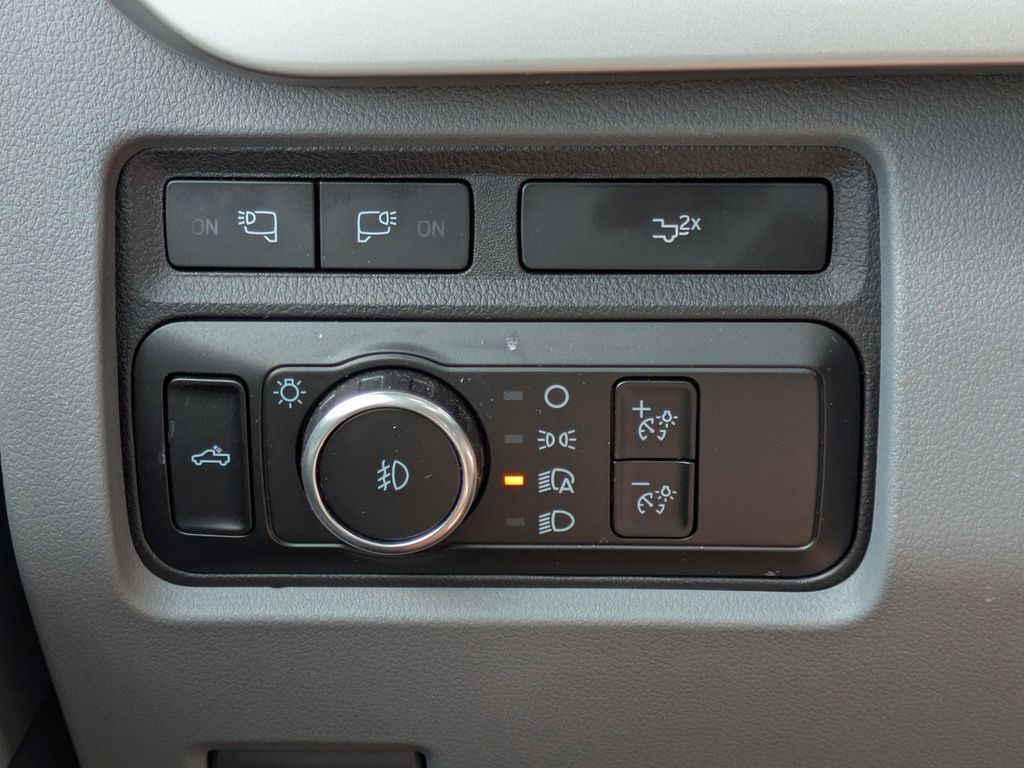 Thumbnail: 2023 Ford F-250 - 36