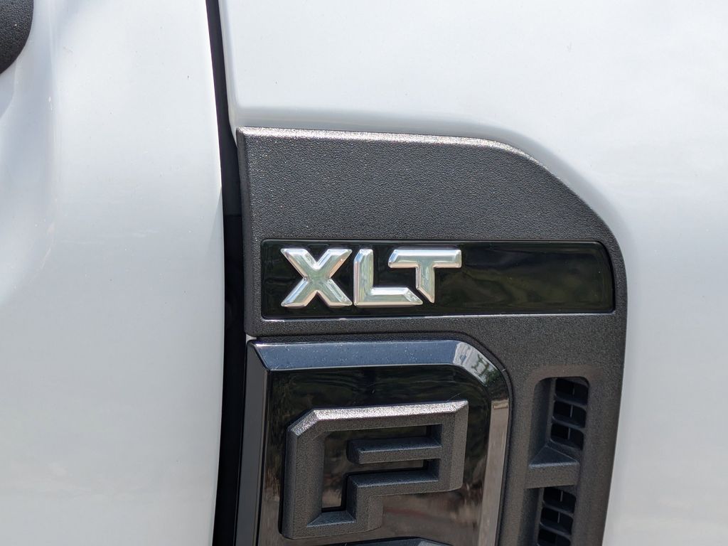 Thumbnail: 2023 Ford F-250 - 23