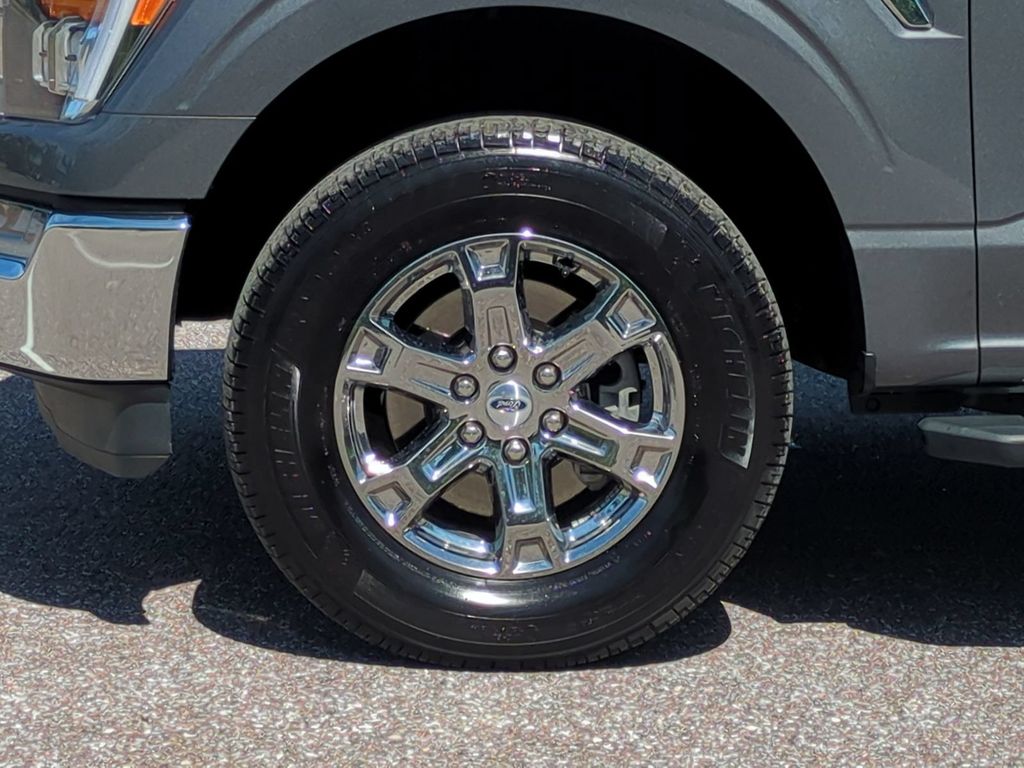 Thumbnail: 2023 Ford F-150 - 8