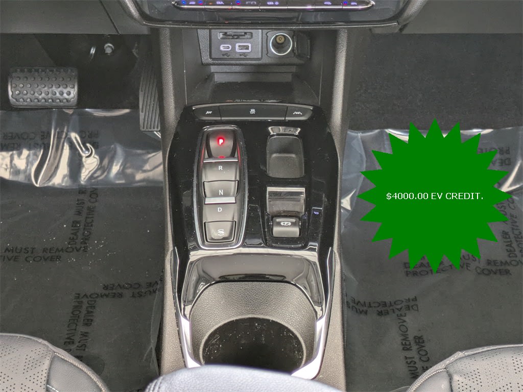 Thumbnail: 2023 Chevrolet Bolt EUV - 13