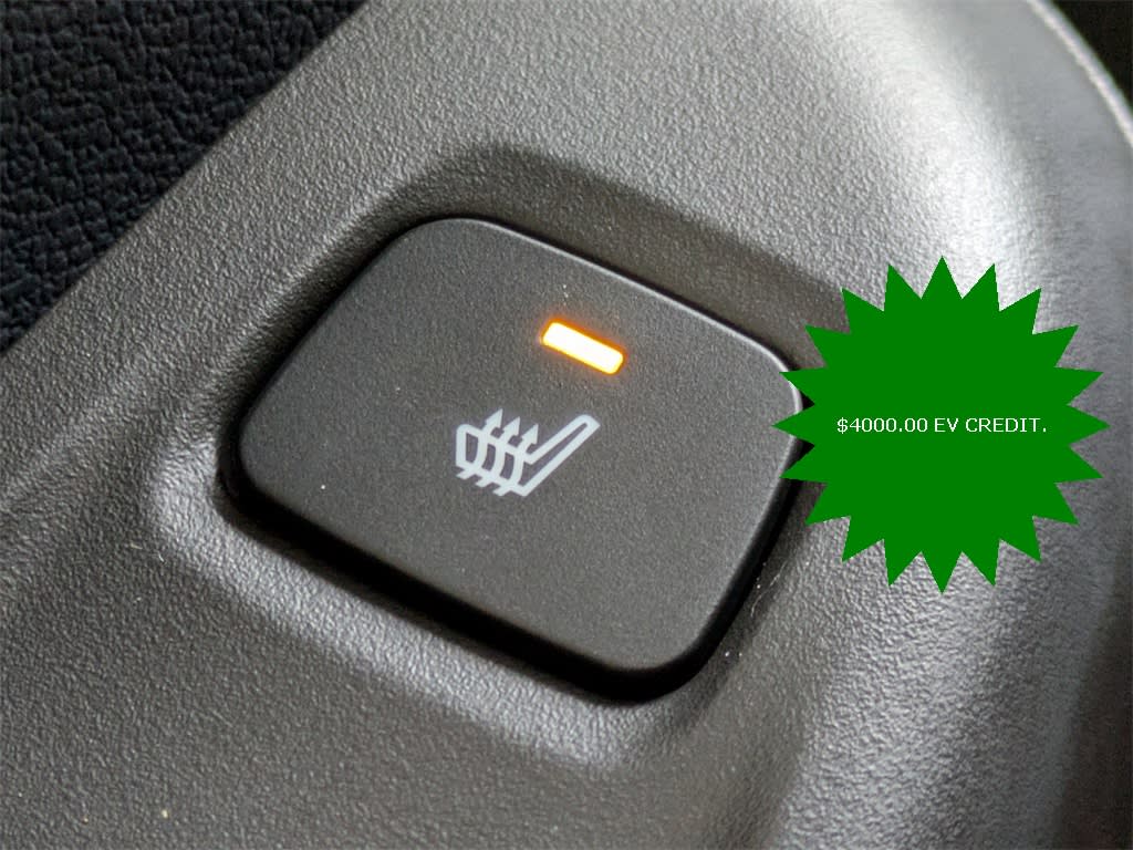 Thumbnail: 2023 Chevrolet Bolt EUV - 21