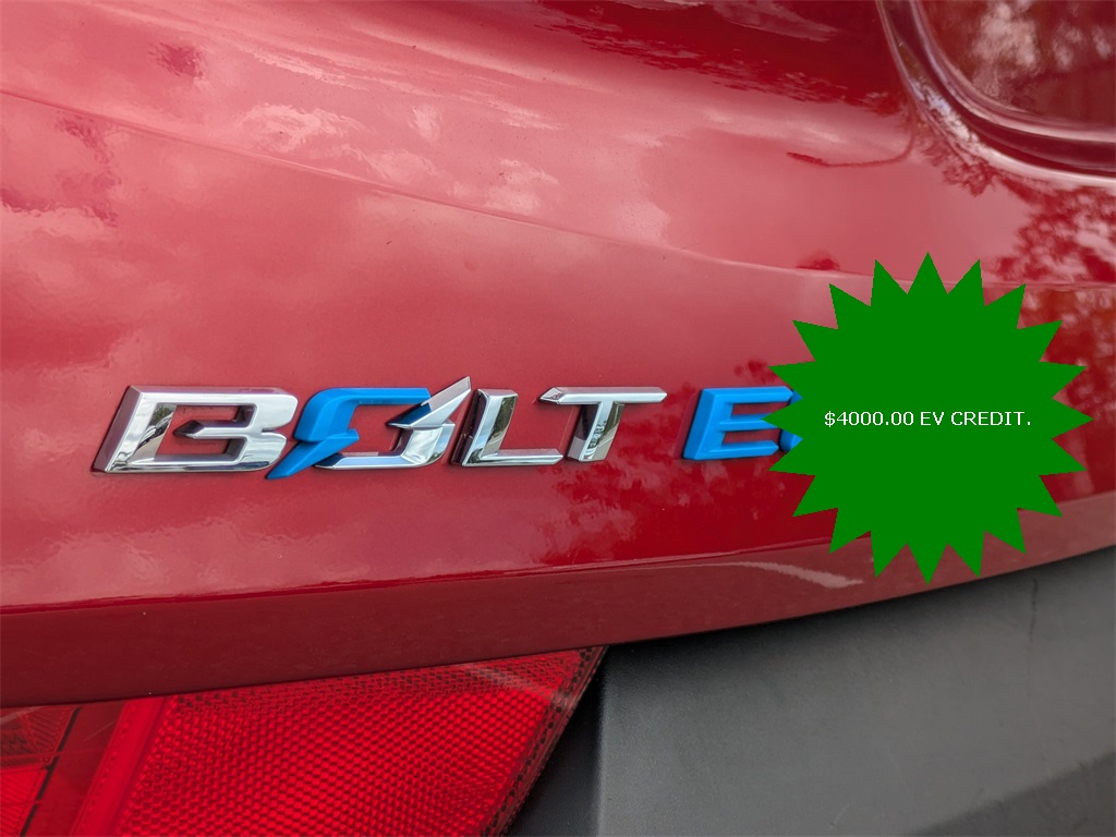 Thumbnail: 2023 Chevrolet Bolt EUV - 6