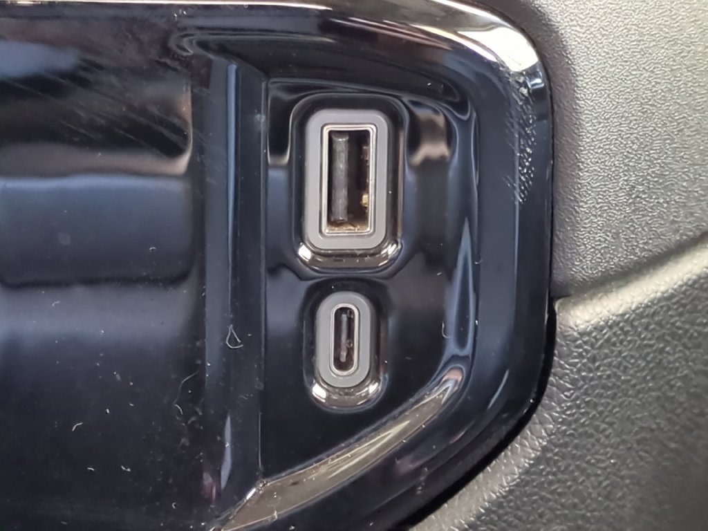 Thumbnail: 2024 Chevrolet Silverado 2500 - 25