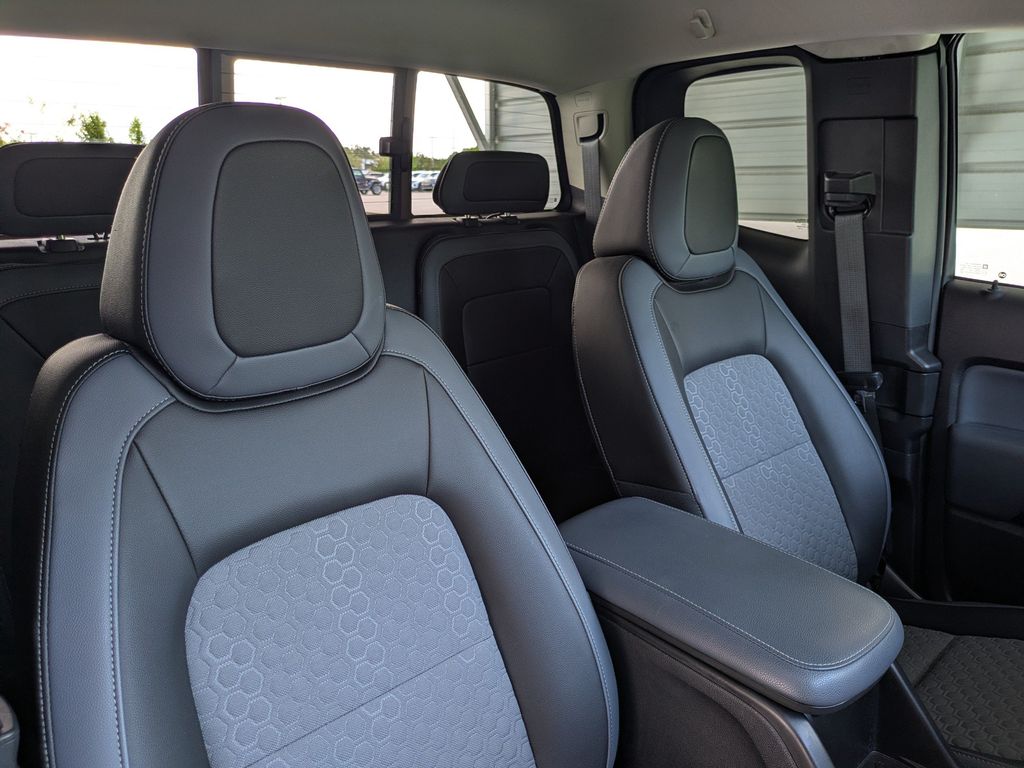 Thumbnail: 2020 Chevrolet Colorado - 11
