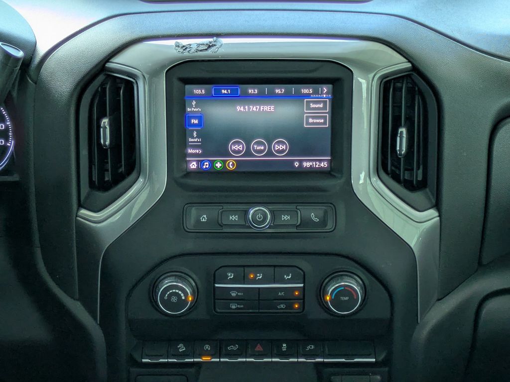 Thumbnail: 2022 Chevrolet Silverado 1500 - 14
