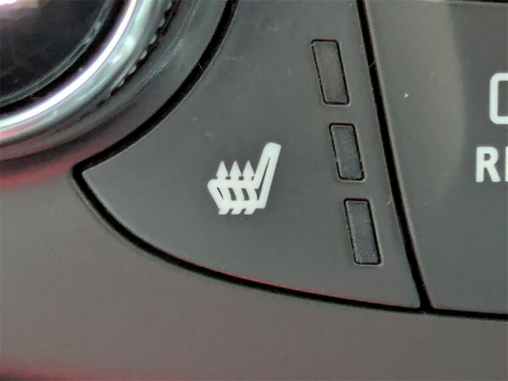 Thumbnail: 2020 Chevrolet Traverse - 31