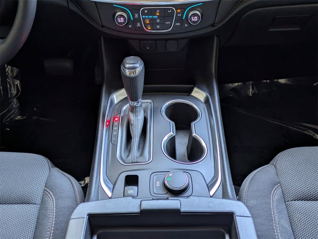 Thumbnail: 2020 Chevrolet Traverse - 14