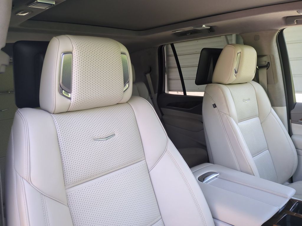 Thumbnail: 2024 Cadillac Escalade - 11