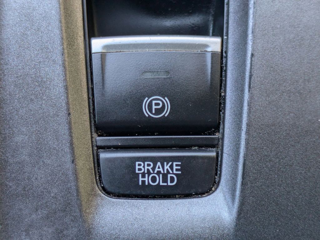 Thumbnail: 2022 Honda Accord - 29