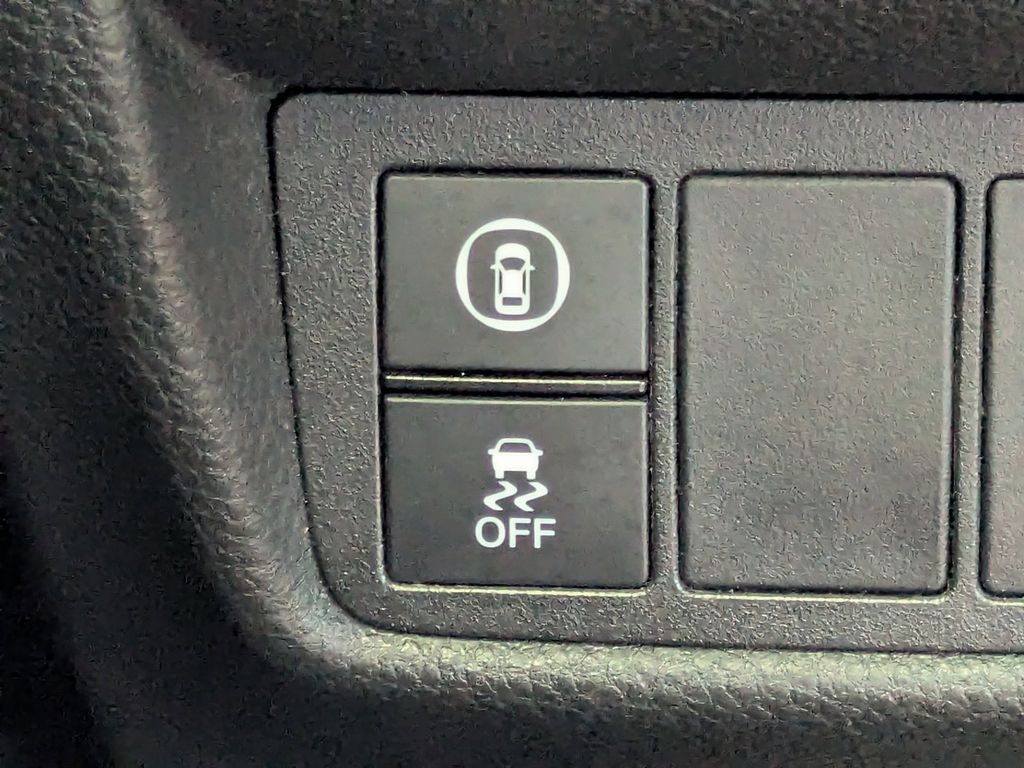 Thumbnail: 2022 Honda Accord - 30